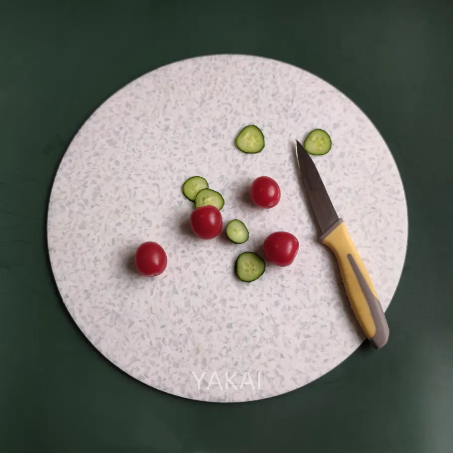 white-recycled-plastic-cutting-board11306